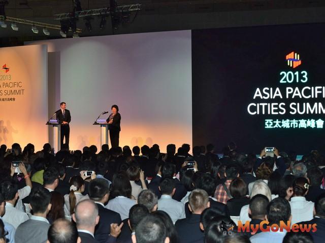 總計有104個城市參與，與會人數超過1千人，是台灣最多國際城市首長、也是最多新城市報名的一屆(圖：高雄市政府)