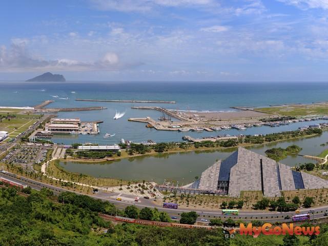 第一太平戴維斯再度公佈「宜蘭縣烏石漁港南堤新生地」標售案，底價約20.5億元。